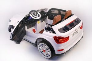 Детский электромобиль River Toys BMW X7 M333MM белый