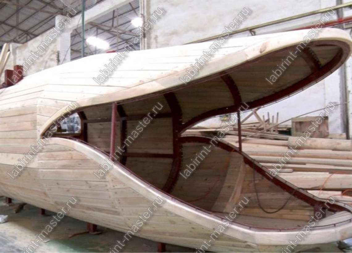 Обработка древесины при производстве лабиринтов: долговечность и экологичность