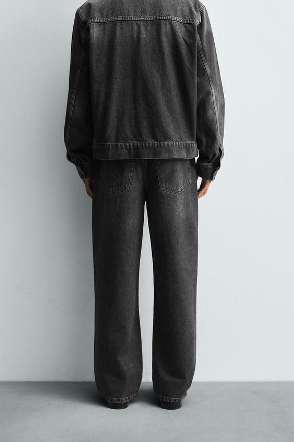 ZARA ДЖИНСЫ STRAIGHT FIT, УГОЛЬНЫЙ