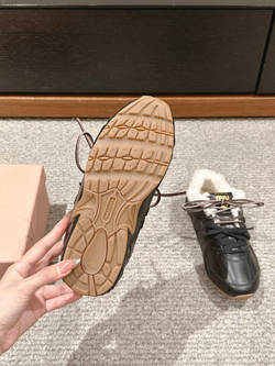 Miu Miu x New Balance 530 Sneaker