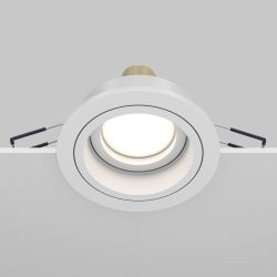 Встраиваемый светильник Maytoni Atom DL025-2-01W