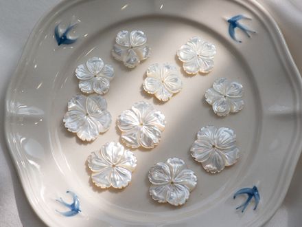 Цветок из перламутра (1штука)