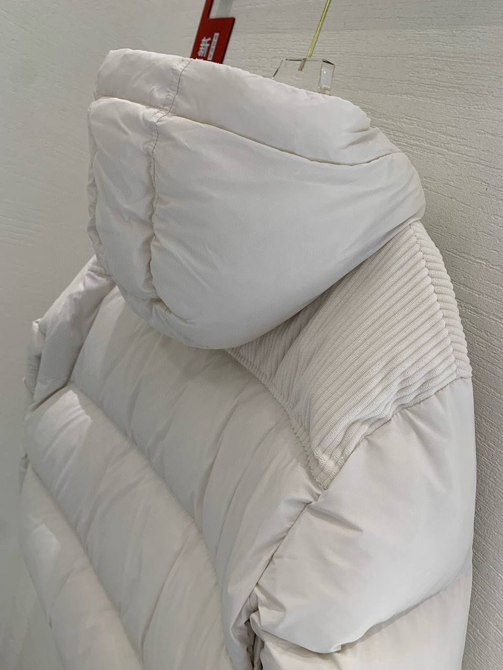 Пуховик Moncler