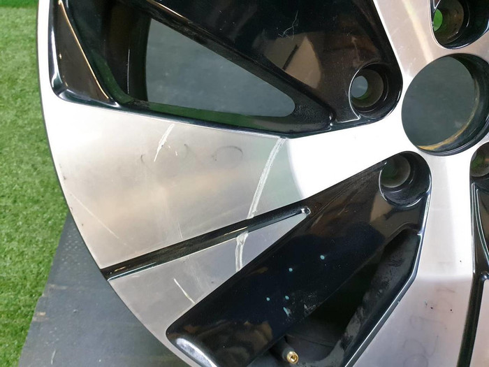 Диск литой R18 Volvo XC40 (2017-н.в.)