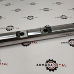 Вал рокеров в скобках (Ось коромысел) | 320/03617, 320/03721 | JCB