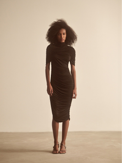 Платье миди из трикотажа с драпировкой