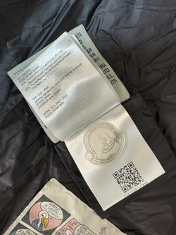 Пуховое пальто Moncler