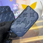 Сумка через плечо/мессенджер Louis Vuitton Trio