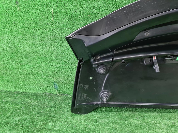 Спойлер крышки багажника RR Vogue 4 L405 (12-22)