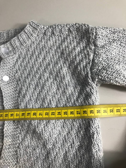 Кардиган базового цвета, на 3/4 года