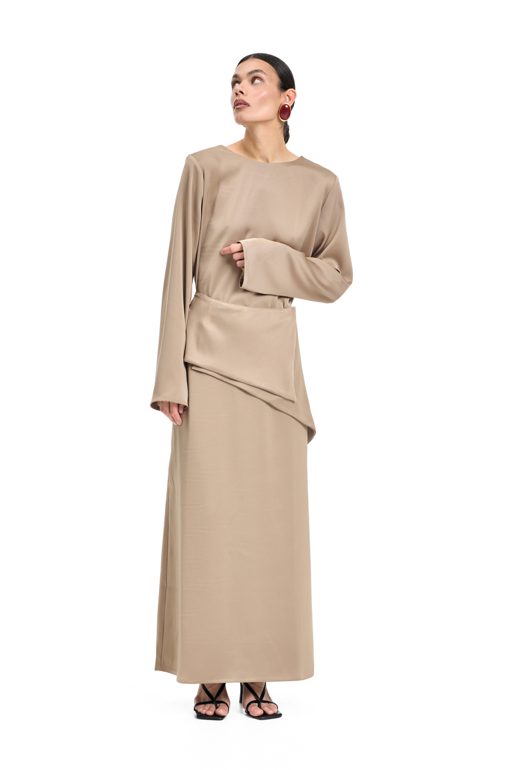 Платье с баской NA RASSVETE