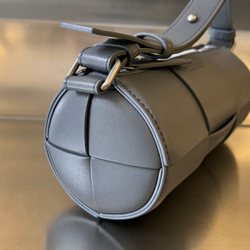 Bottega Veneta Small Canette 21 cm