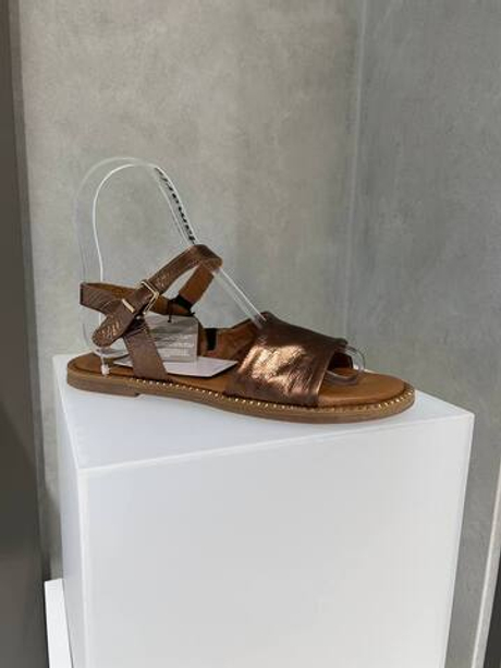 Пантолеты кожаные Tamaris