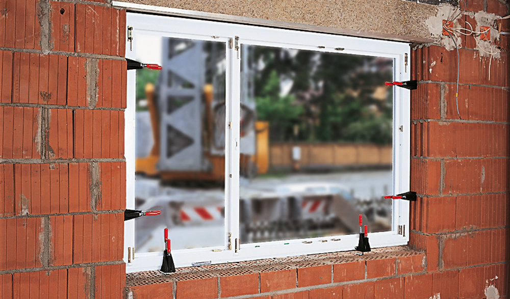 Зажим для установки окон FRK85 Bessey