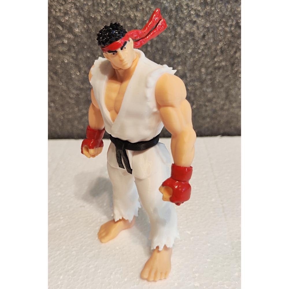 Подвижная фигурка «Рю» (Street Fighter) — коллекционная 3D-печать, белое кимоно, красная повязка
