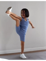 Спортивный костюм для девочки в сад