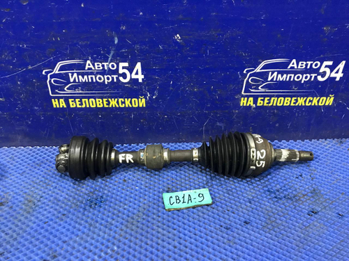 Привод передний правый MITSUBISHI LANCER 1994