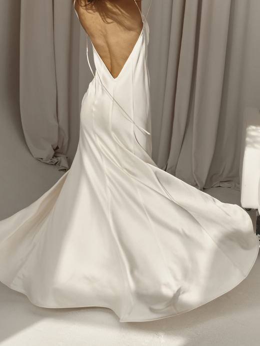 Комбине V вырез по спине wh