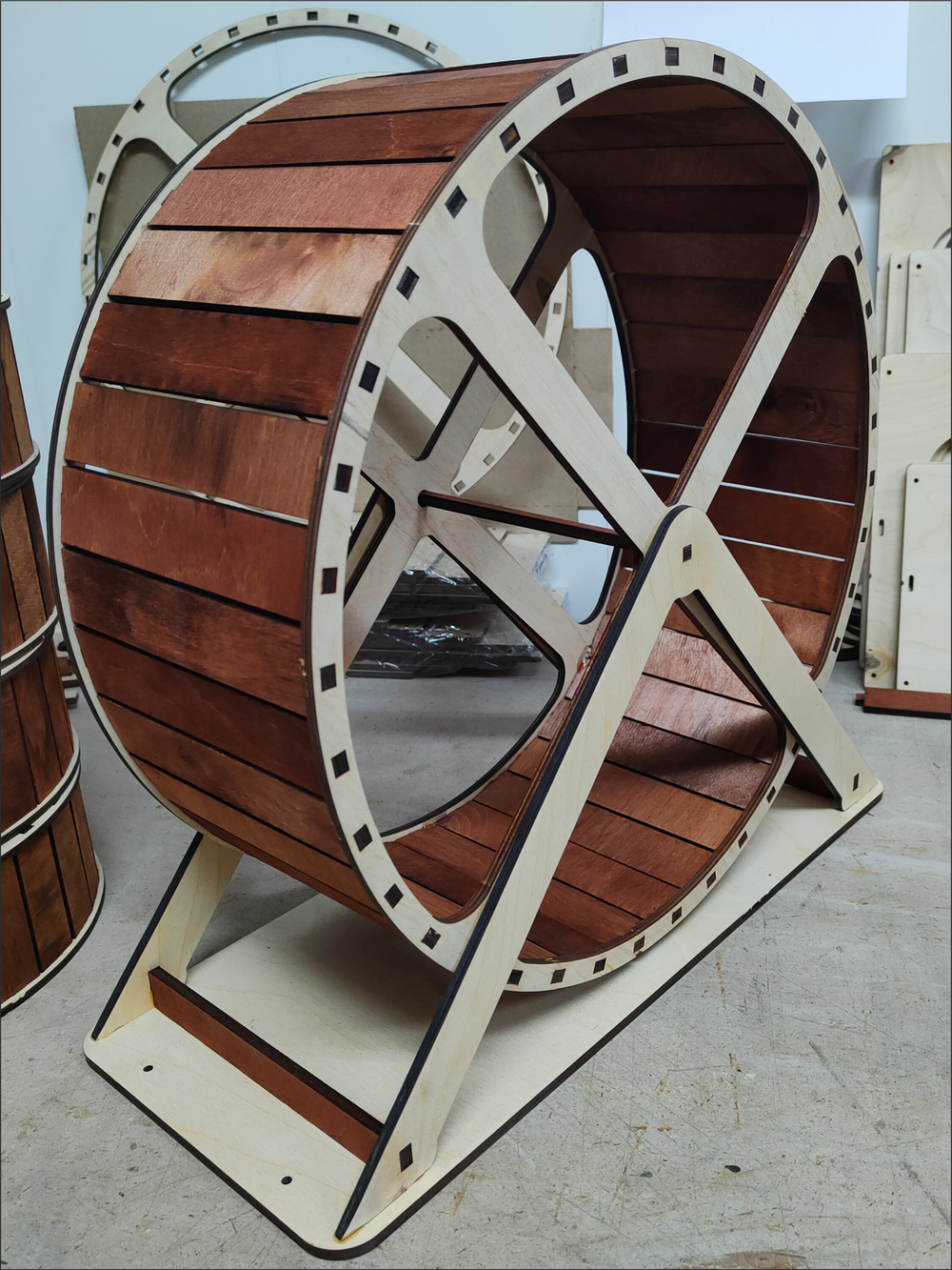 Беговое колесо для грызунов 40см