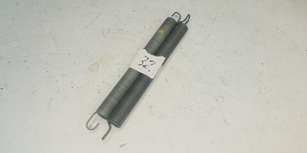 32 Комплект пружин двери для посудомоечных машин Beko 1743980100 б/у