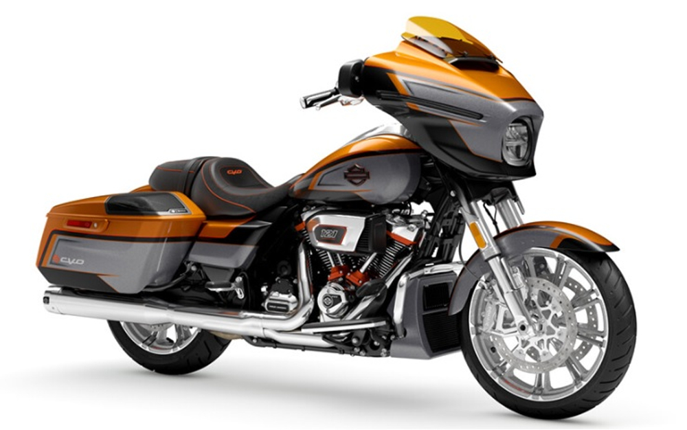 CVO Street Glide "Torched Orange CVO Tri-Tone" (2026)