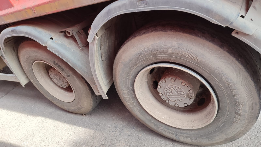 МАЗ 6501* 6x4 Самосвал 650128-8520-000 (Дизельный, 11,6 л, 423 л.с., МТ)