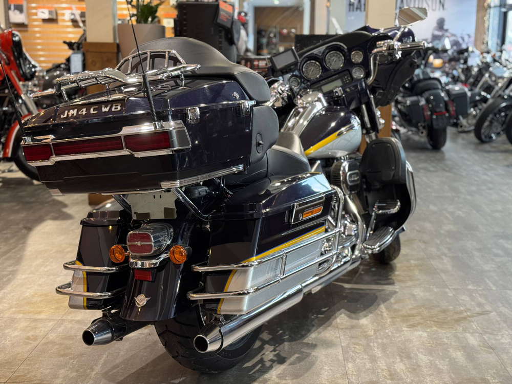 Harley-Davidson CVO Ultra Classic Limited, 2012