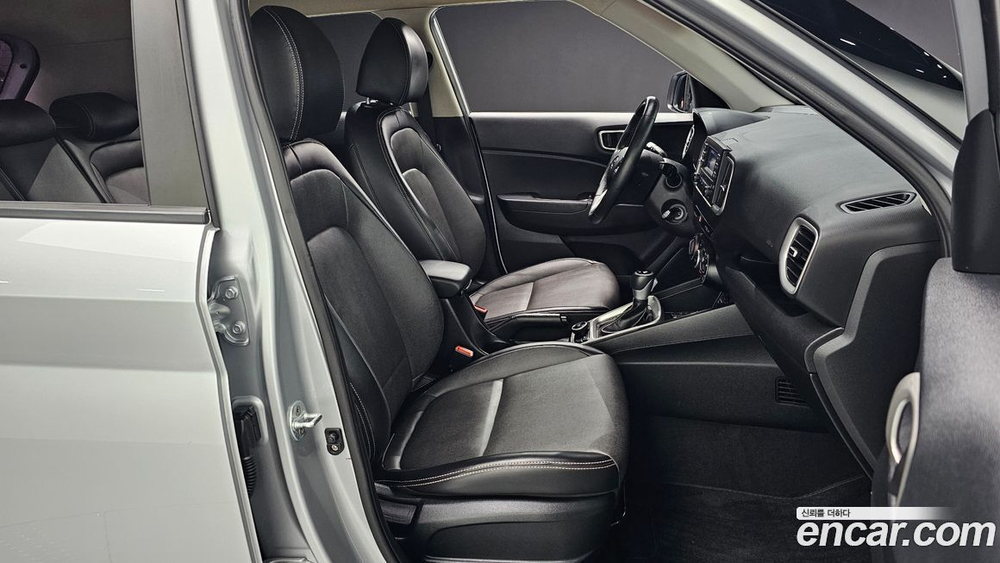 Hyundai Venue 1.6 Smart (03.2020)
