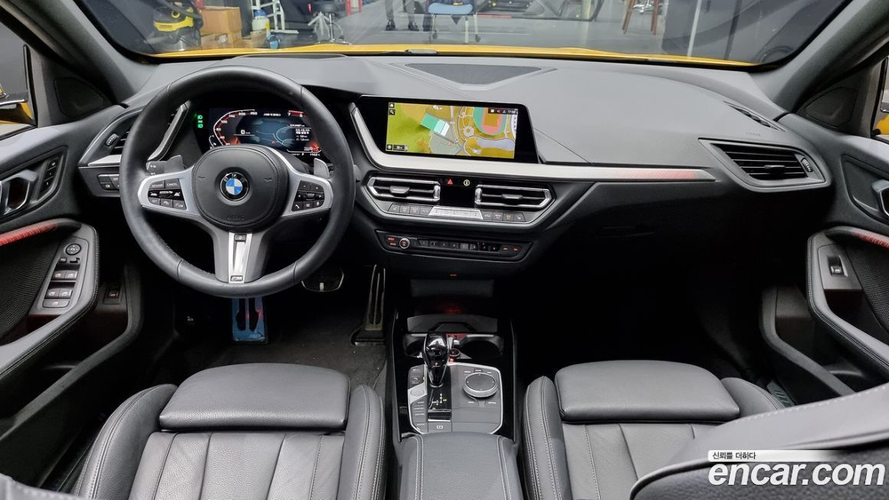 BMW 1 Series (F40) M135i xDrive 프리즘 (06.2022)