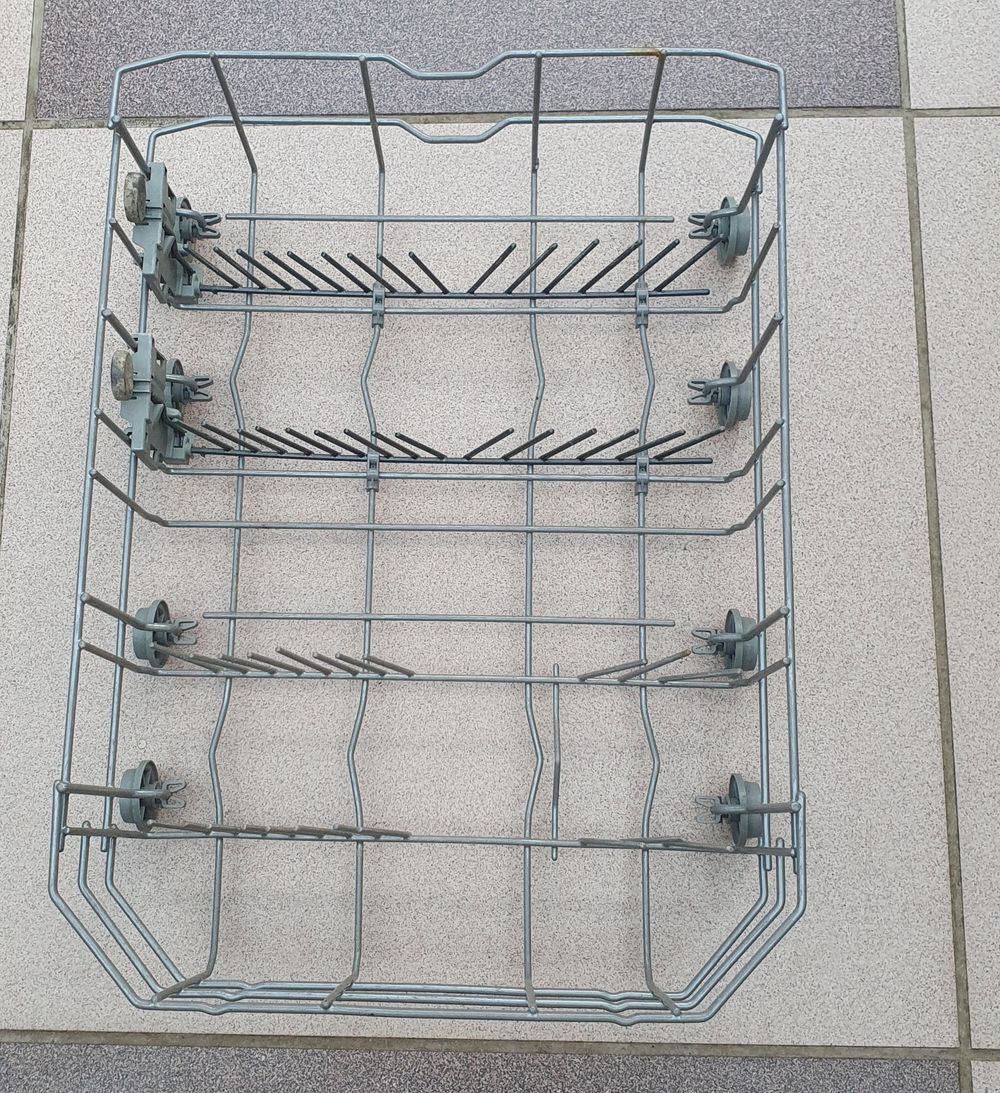 Нижняя корзина посудомоечной машины BOSCH (45  cm)