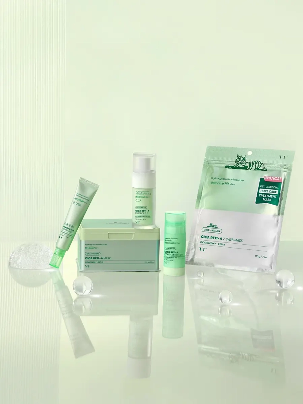 VT Cosmetics Лёгкая бустер-эссенция с ретинолом и центеллой Cica Reti-A Essence 0.1 30 мл