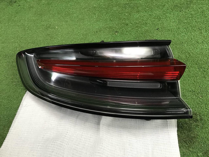 Фонарь левый внешний Porsche Macan 95b (2018-н.в.)