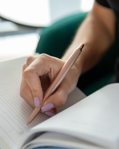 Шариковая ручка Parker Jotter Monochrome XL SE20 Pink Gold PGT (без гравировки)