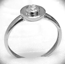 "Эстерелла" - ювелирное серебряное кольцо 925-й пробы