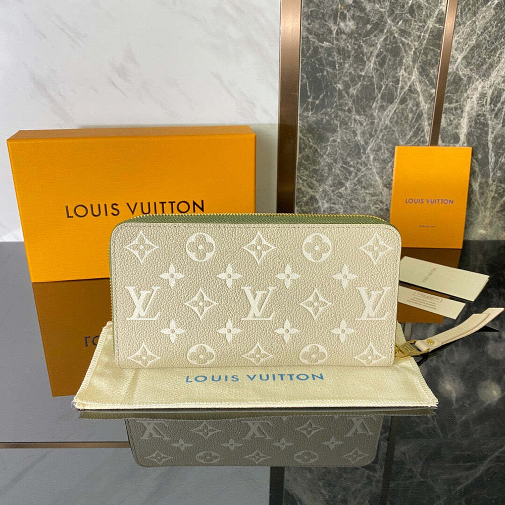Louis Vuitton Zippy Wallet