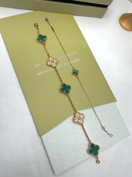 Браслет Van Cleef & Arpels 5 мотивов