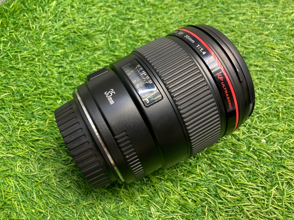 Canon EF 35mm 1.4L USM