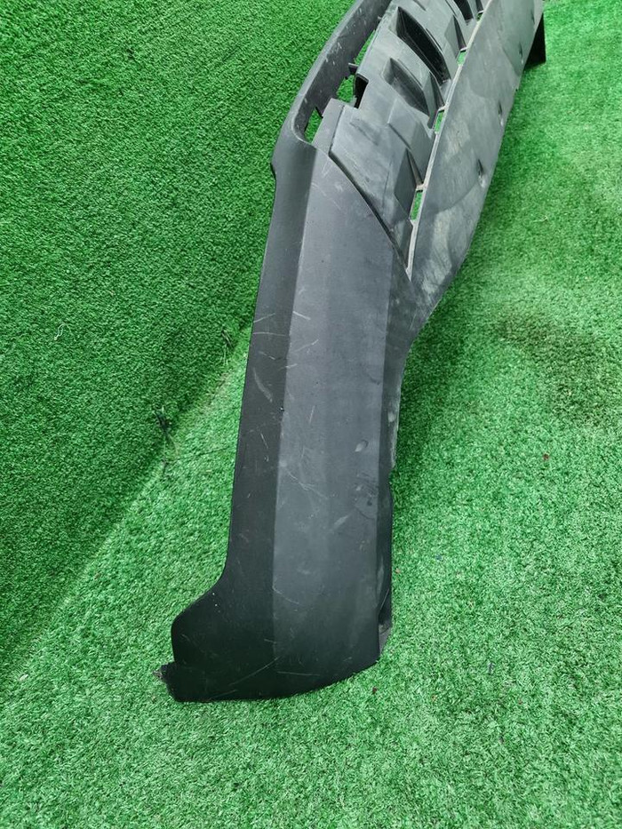 Юбка переднего бампера Volvo XC40 (2017-2022)