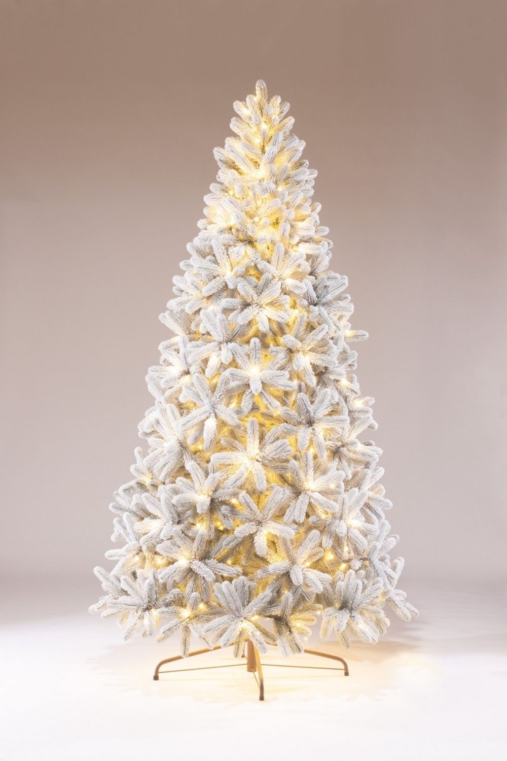 Заснеженная елка с гирляндой встроенной «Русская Императрица» (Литая хвоя) 180 см / 1,8 м