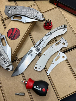 Нож Microtech Amphibian Titanium - рукоять титан, клинок апокалиптик