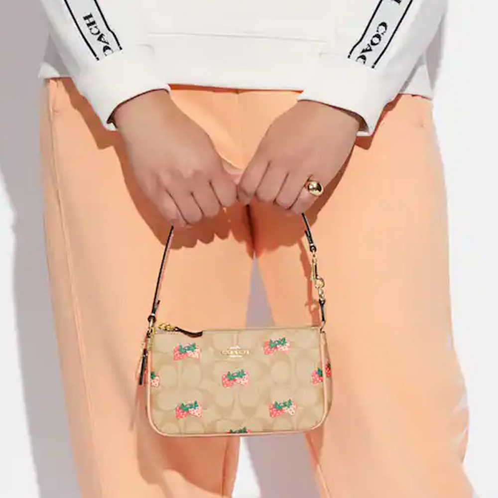 Сумка COACH Nolita 19, CB603-IMOT4