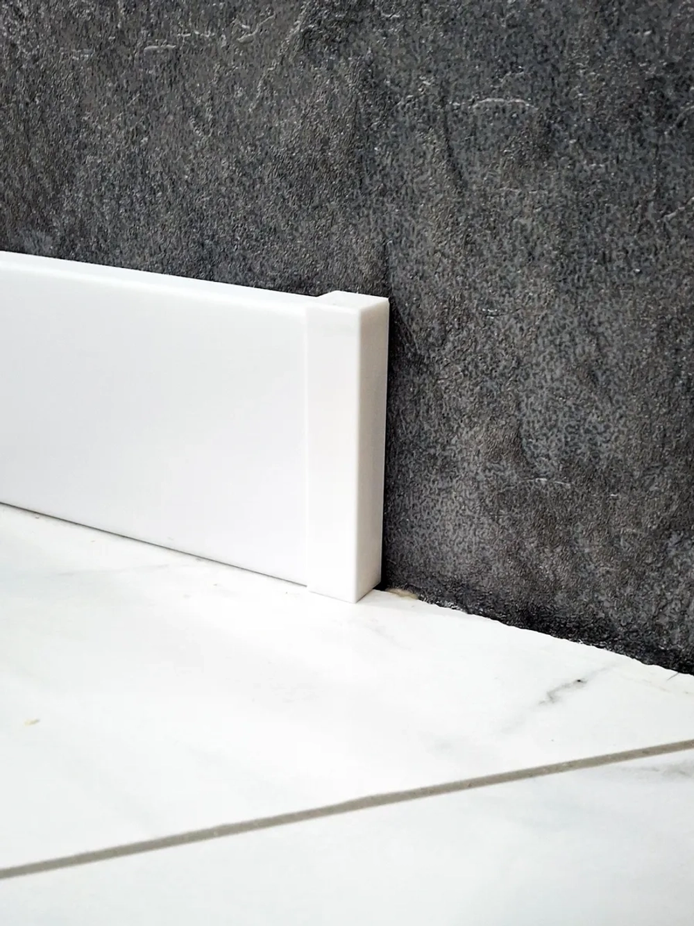 Заглушка торцевая для плинтуса 100*20мм - 4 шт.