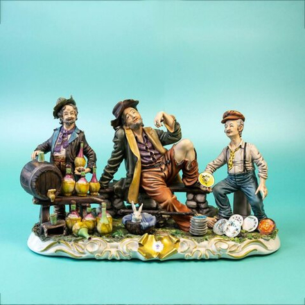 Фарфоровая мануфактура «На ярмарке»