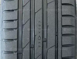 Nokian Hakka Z 235/50 R17 96W