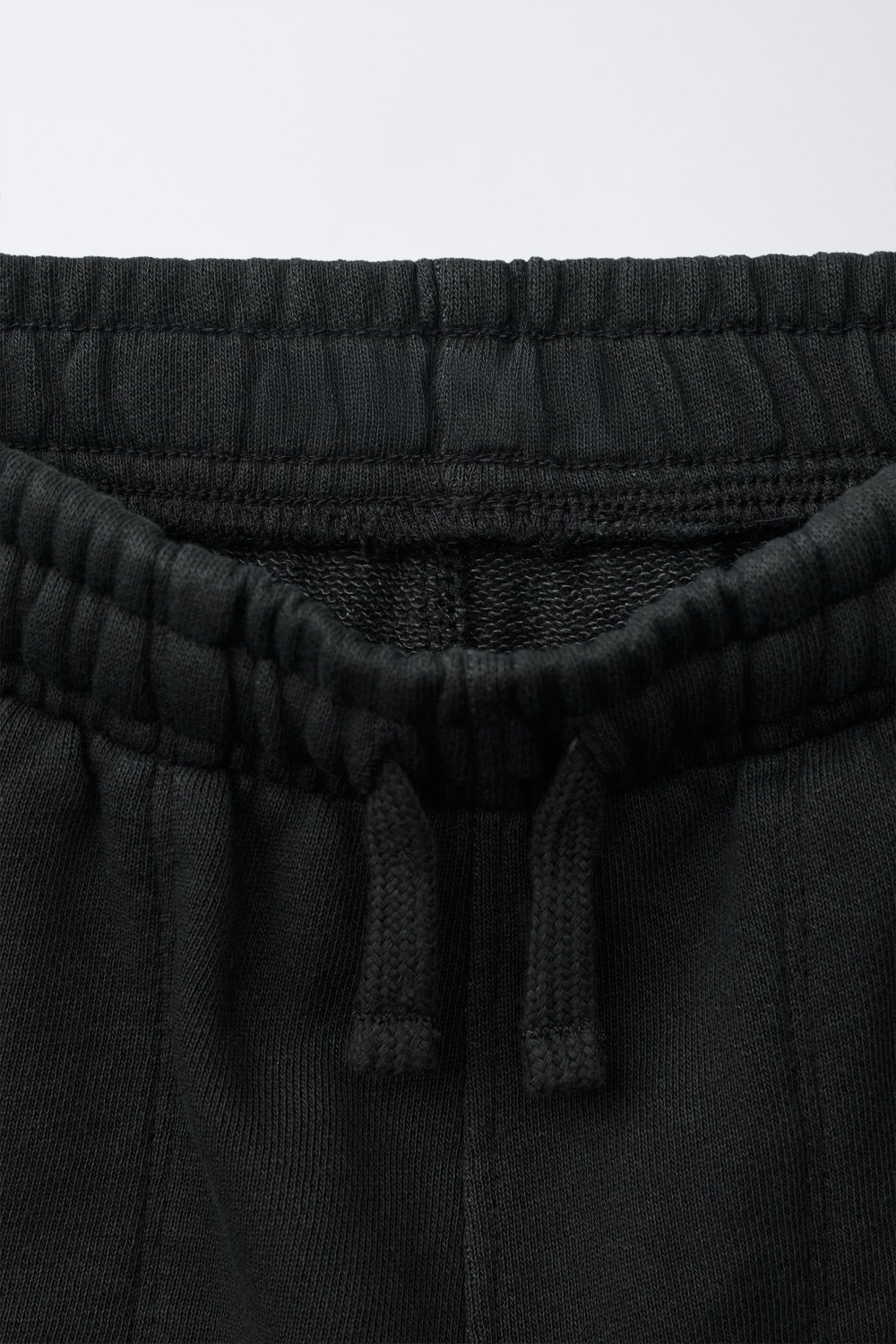 ZARA ФЛИСОВЫЕ ШОРТЫ КАРГО, УГОЛЬНЫЙ