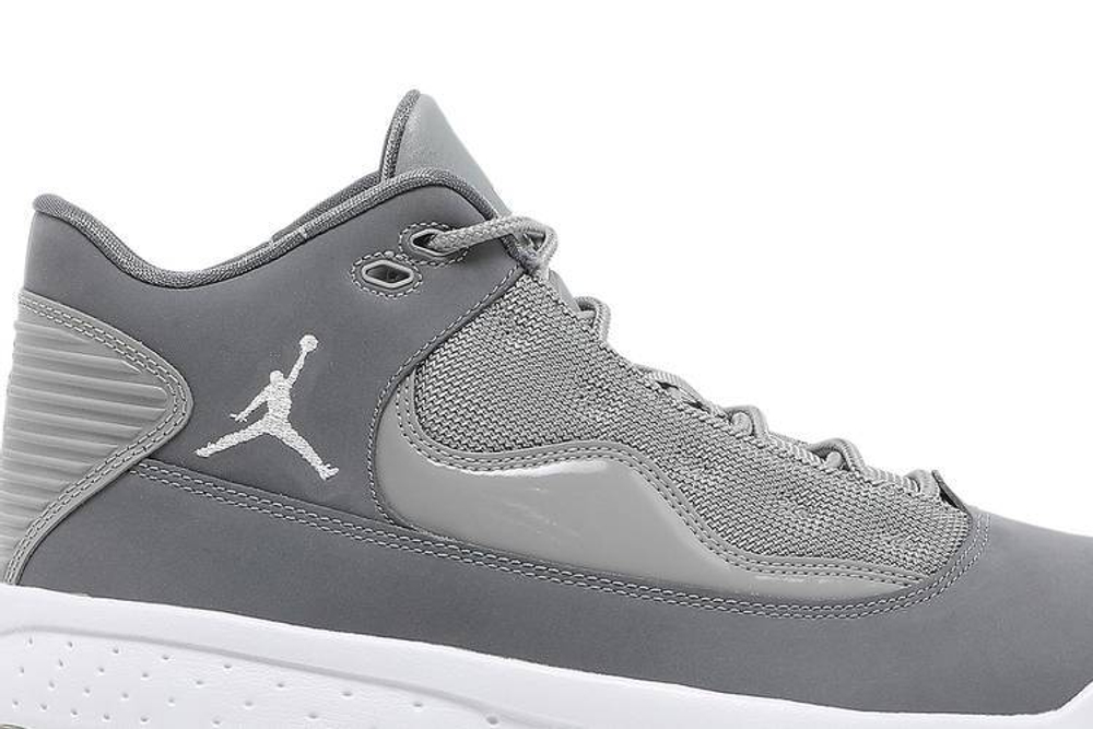 Кроссовки Jordan Max Aura 2