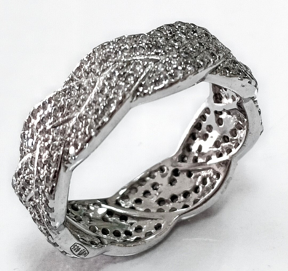 Ювелирное кольцо из серебра