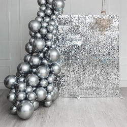 Фотозона с паетками и неоновой подствеской