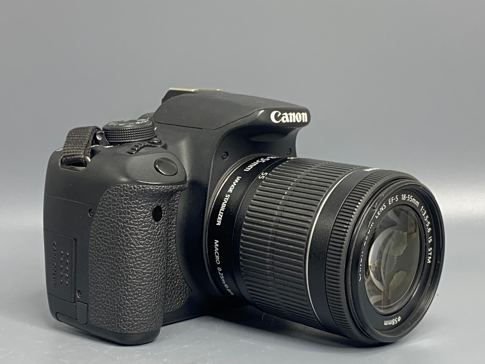 Canon 700D Kit 18-55 IS STM 32.000 кадров