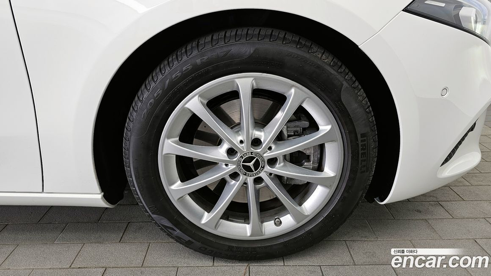 Mercedes-Benz A-Class W177 A220 Sedan (10.2020)